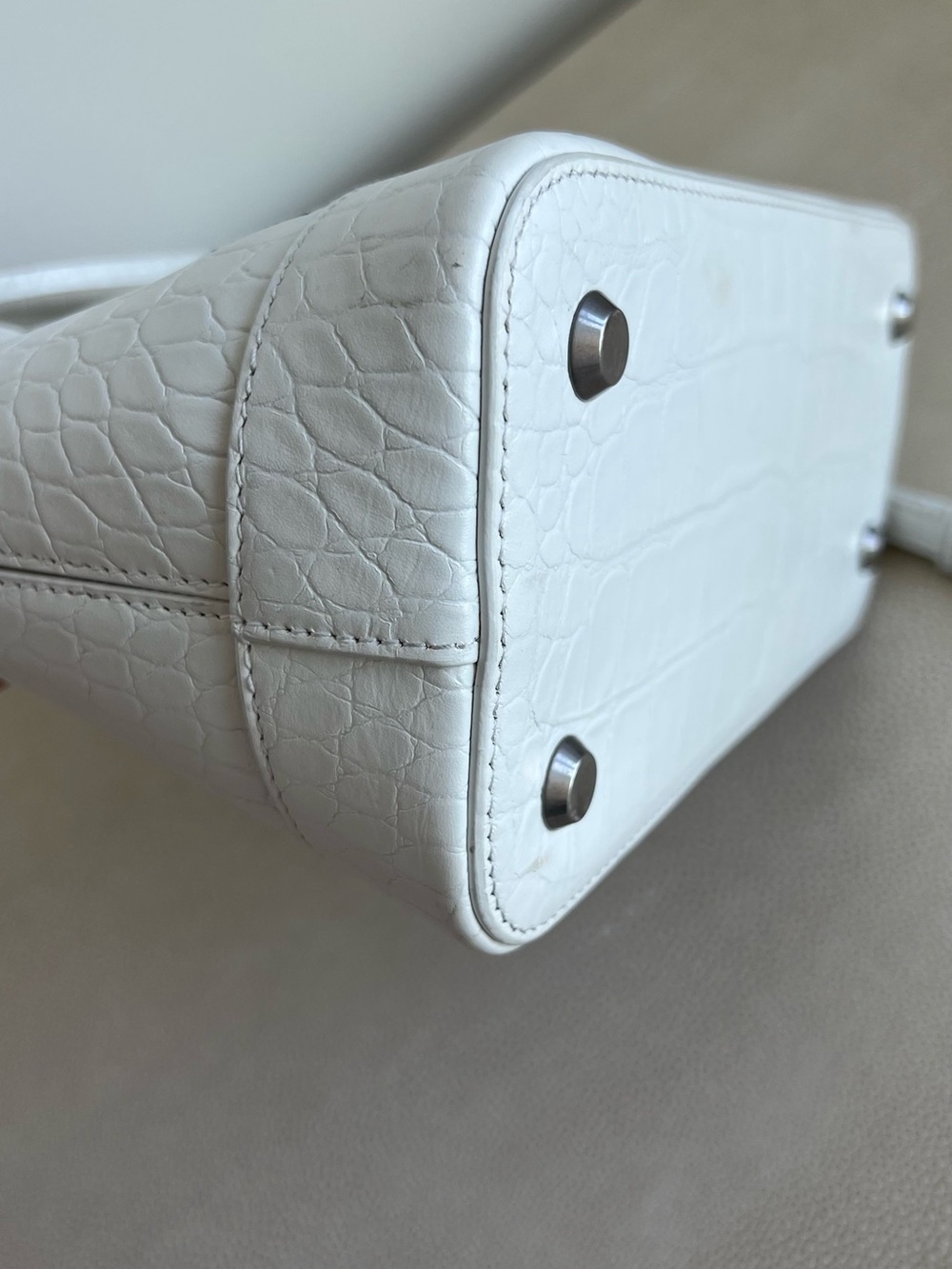 Balenciaga White ville top handle bag with Black Logo - Picture 4 of 16